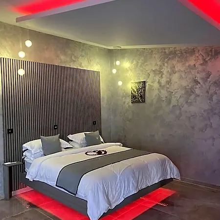 Lueur De Miel Aparthotel